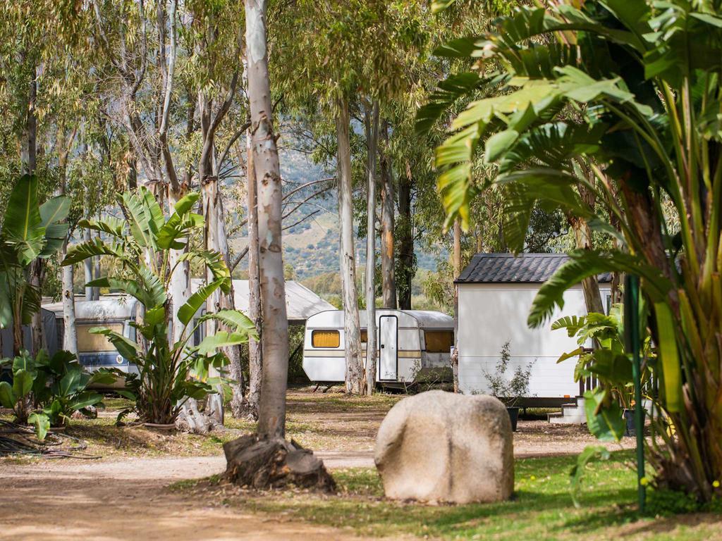 Camping Cala D'Ostia Hotel Pula Exterior photo